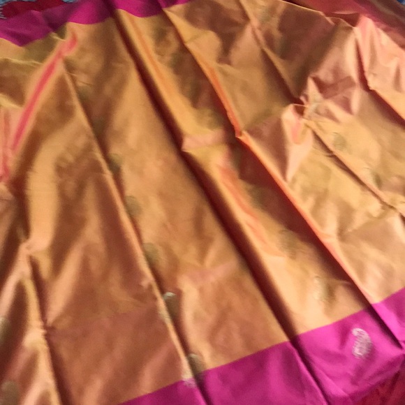 Beautiful classic Bengali Saree NEW - Picture 2 of 6